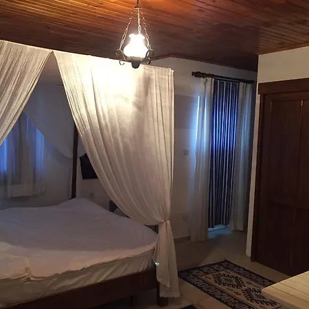 Bed & Breakfast Ala Baykus Butik Alaçatı